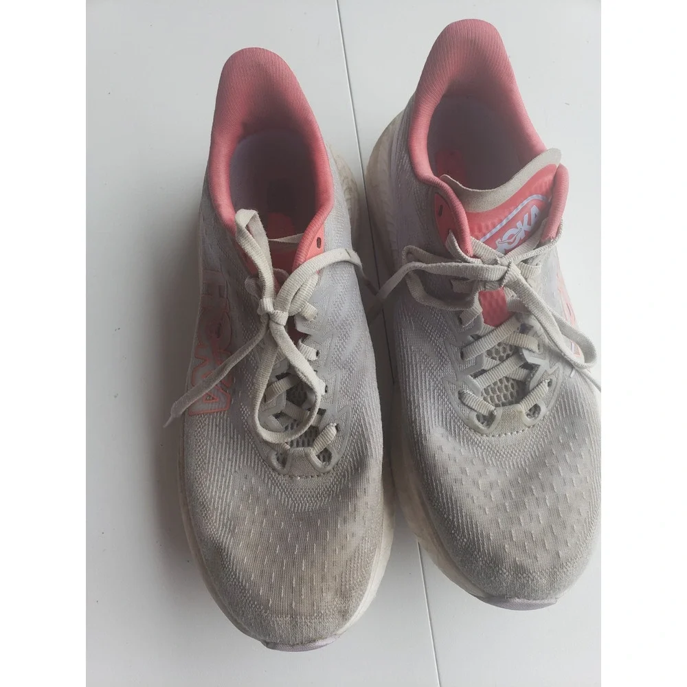 Hoka Mach 6 Shoes Size 9.5 Wide Women Gray Pink Running Gym Marathon 1147834